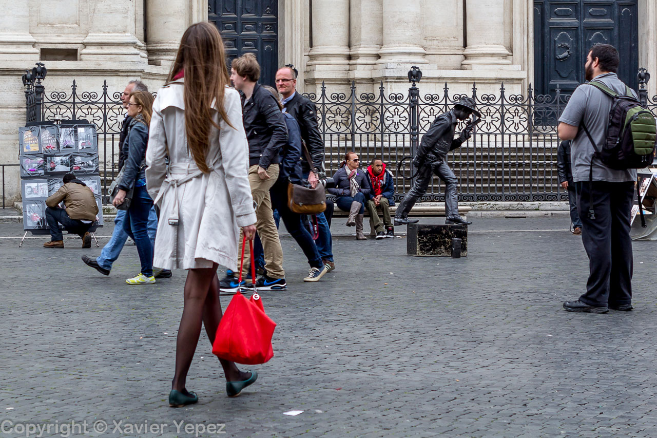 Piazza Navona, street performer 2